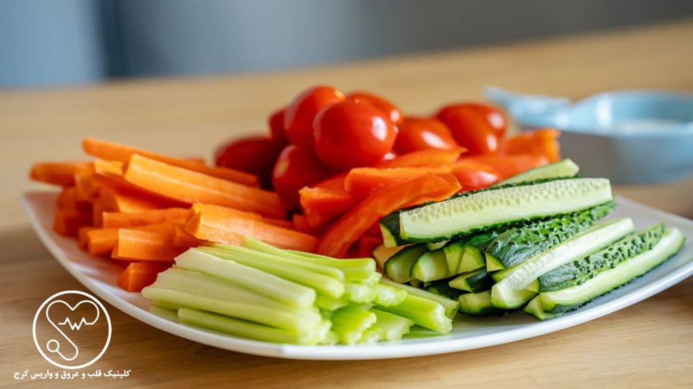 هویج، کرفس، گوجه و خیار میتوانند فشارخون را بکاهند.